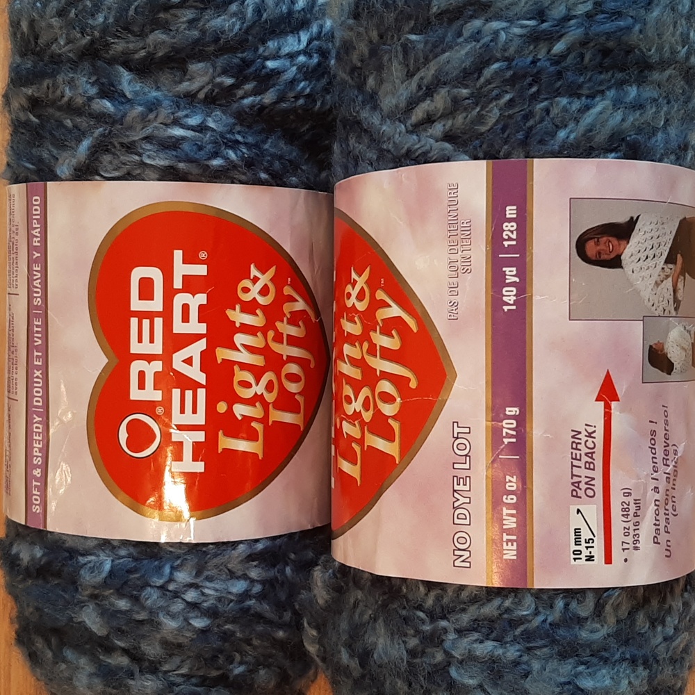 MOVING SALE SHOP MY STASH DISCONTINUED Red Heart Light & Lofty super bul…